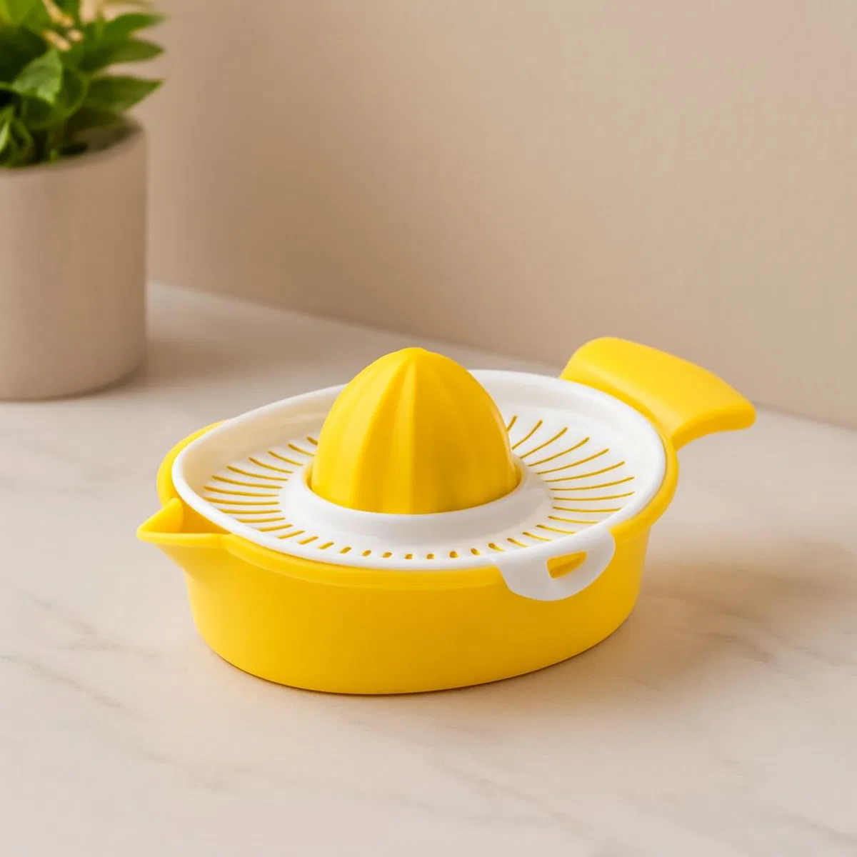 Plastik Narenciye Sıkacağı L-673