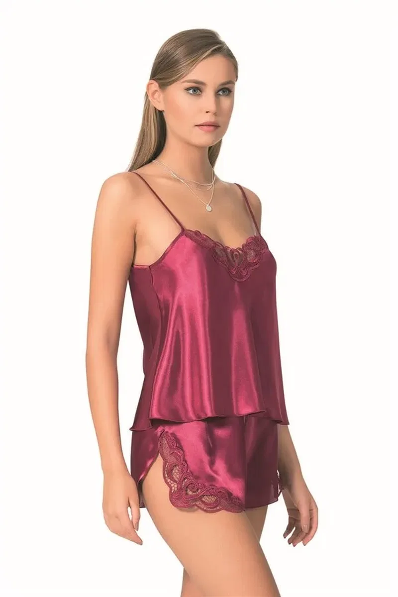 Şık Tasarım Yumuşak Dokulu Dantel İşlemeli Bordo Saten Babydoll Şort Takımı