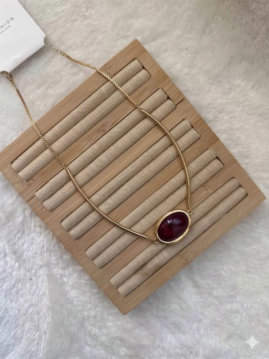 Taşlı Kolye - Bordo