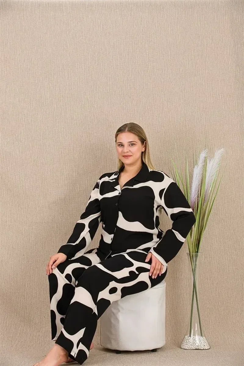 Büyük Beden Siyah Beyaz Desenli Düğmeli Uzun Kol Viskon Pijama Takımı