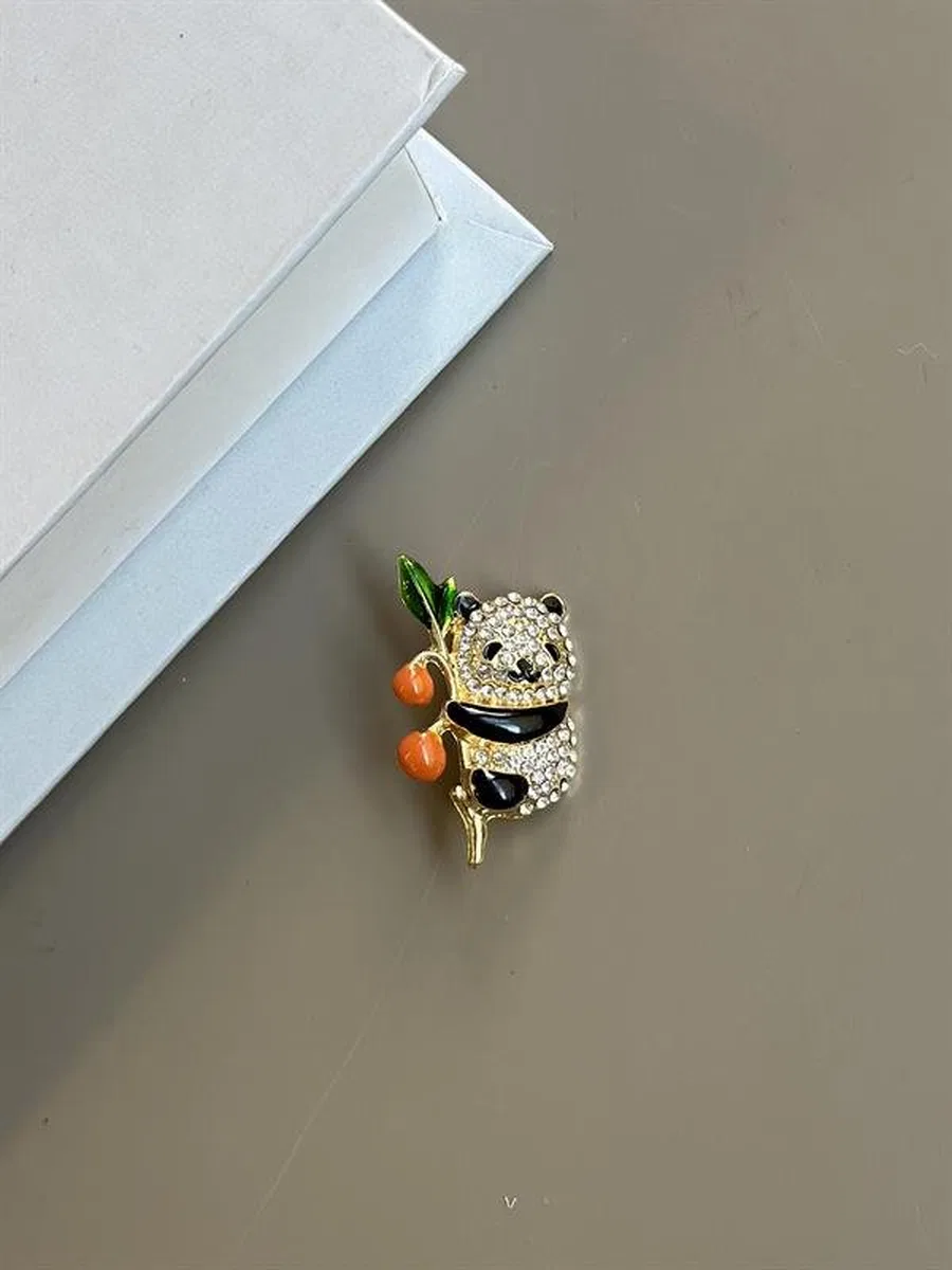 Panda Broş - Beyaz görsel 2