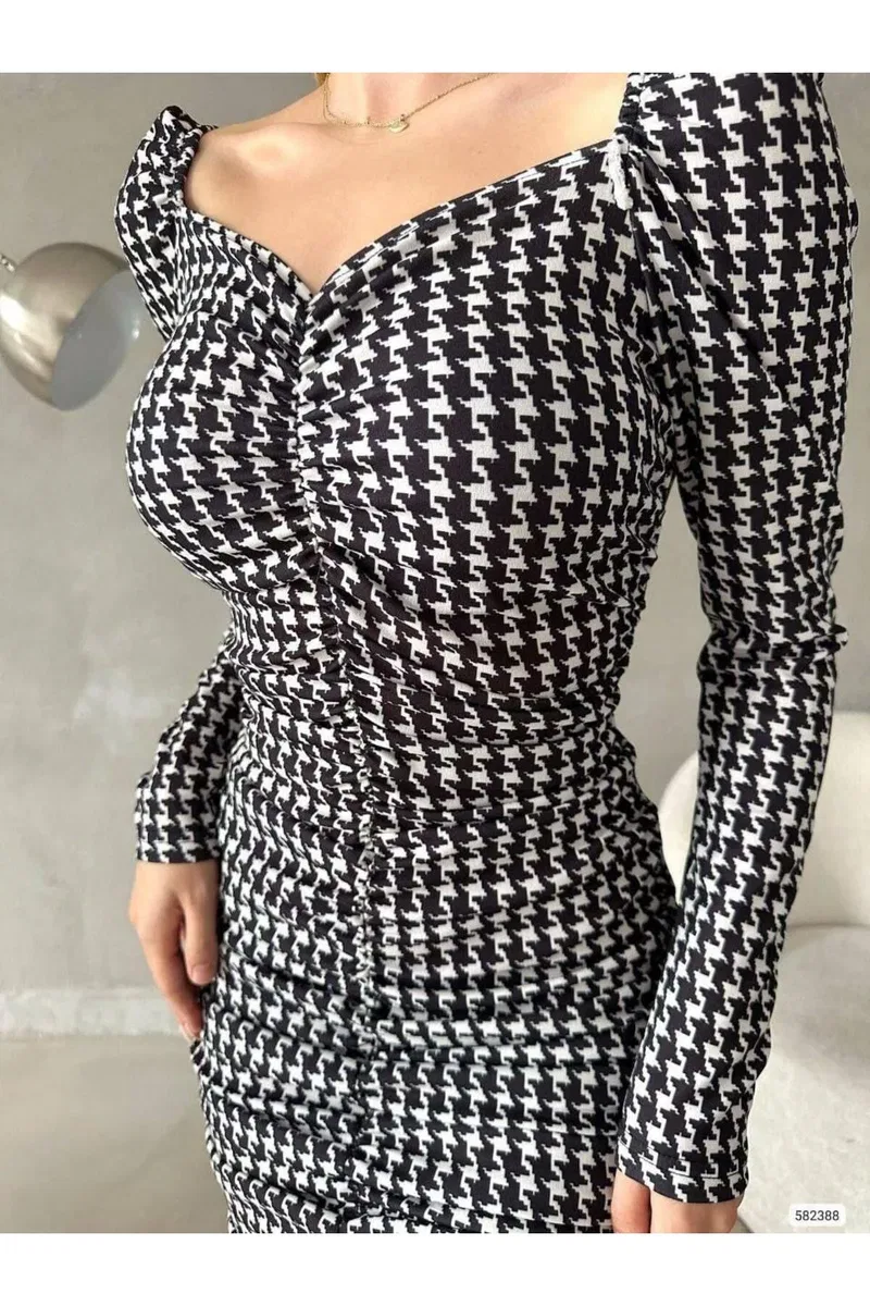 Kadın İnce İşçilik V Yaka Uzun Kol Desenli Slim Elbise görsel 2