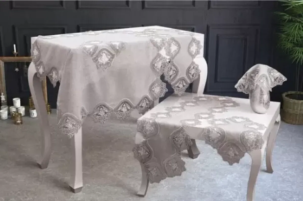 Salon Takımı 5 Parça Keten Dantelli Masa Örtüsü Runner Seti Çeyizlik Flowers Model No 9964 Kapiçino