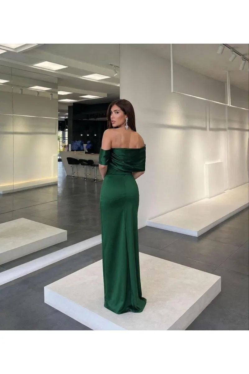 Kadın Şık Model Kayık Yaka Omzu Açık Gömlek Maxi Elbise görsel 3