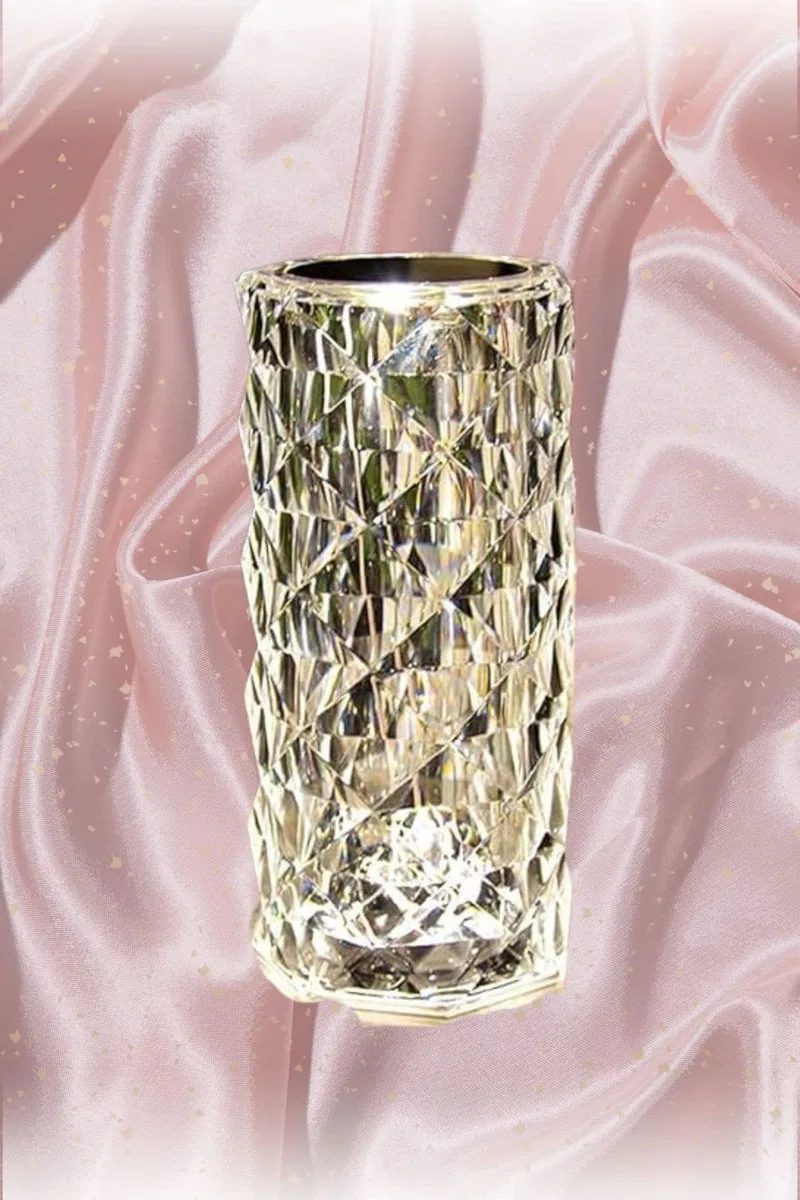 Sevgililer Günü İçin Hediye Kristal Lamba Sevgiliye Hediye USB Şarjlı Gece Lambası (Kopya) görsel 4