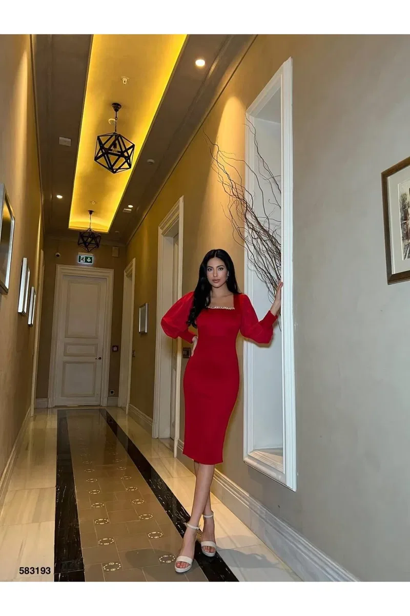 Kadın Trend Tasarım Kare Yaka Askılı Saten Kumaş Balık Kesim Abiye Elbise görsel 8