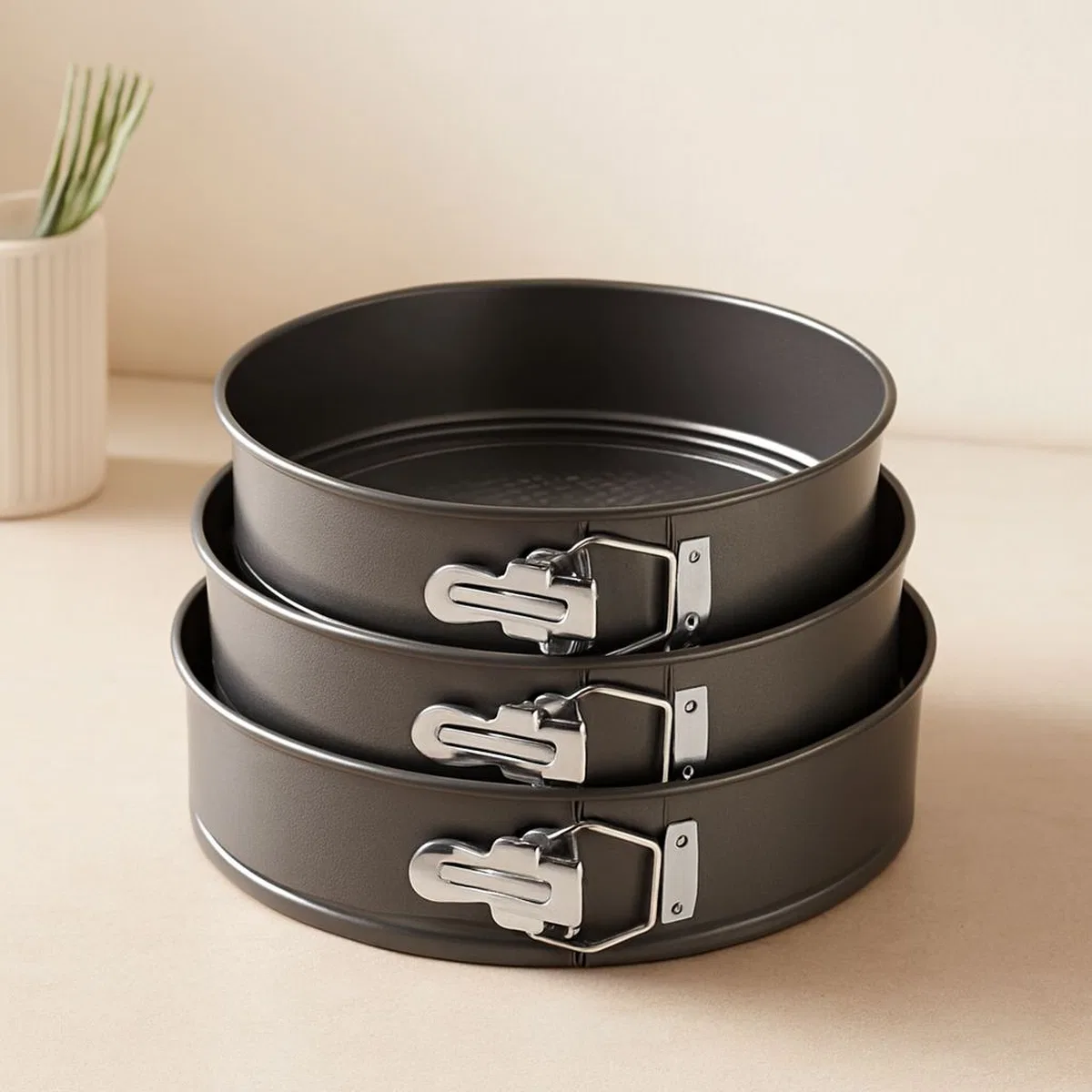 3'lü Yuvarlak Metal li Kek Kalıp Seti 24-26-28 cm