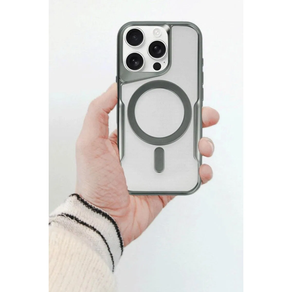 Apple İphone 14 Pro Kılıf Boyi Magsafe Silikon Kapak - Siyah görsel 2