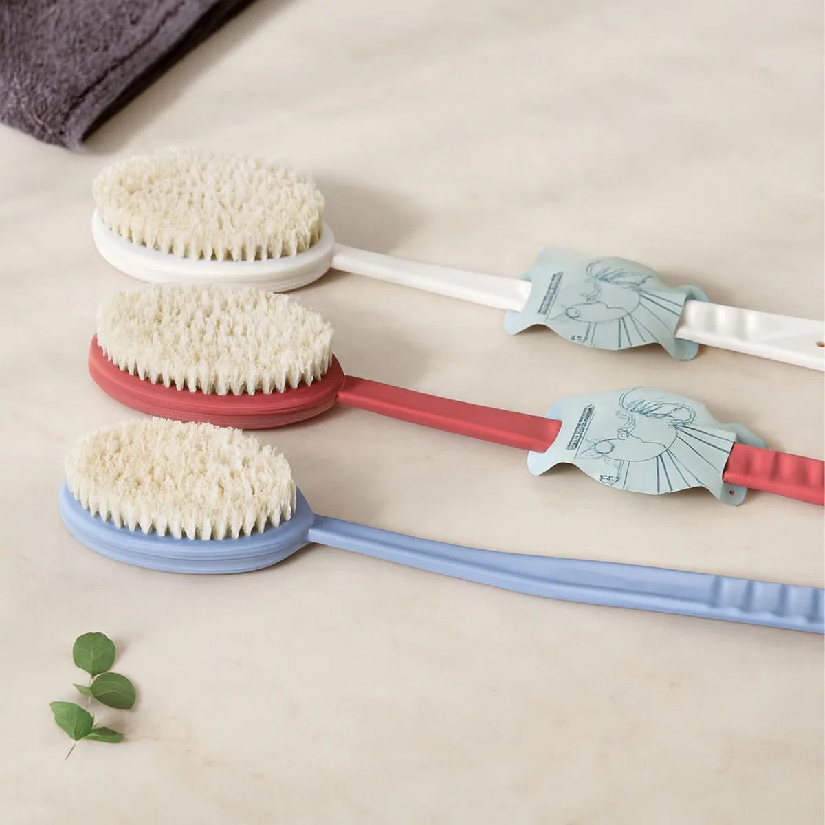 Uzun Saplı Banyo Sırt Fırçası - Lifli görsel 3