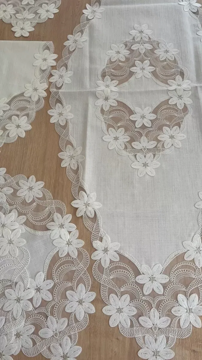 Salon Takımı Çeyizlik Krem Runner Set 5 Parça Keten Masa Örtüsü Runneri Lüx Evita görsel 3