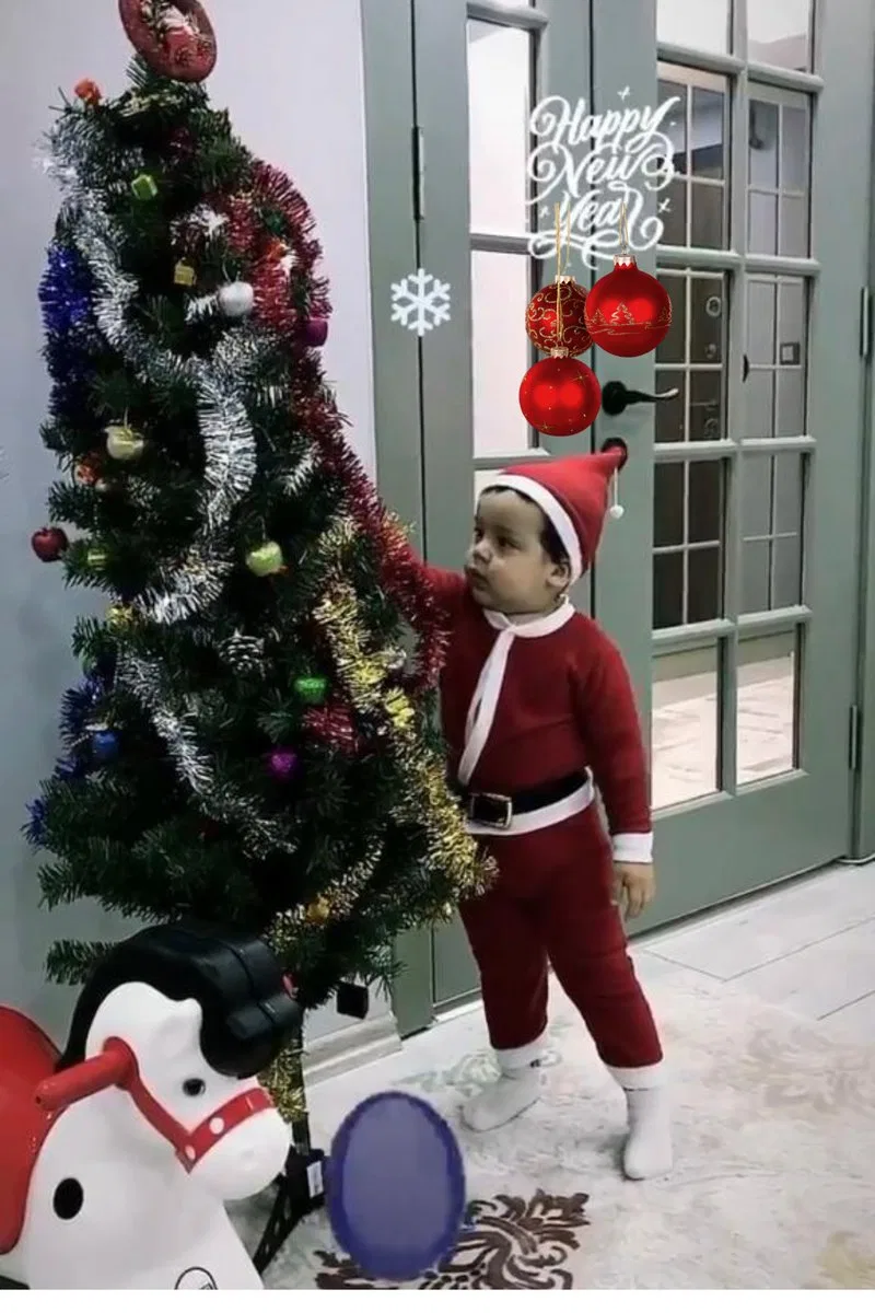 Erkek Çocuk Noel Baba Yılbaşı Kostümü Şapkalı Kemerli Bebek Kostümü görsel 5