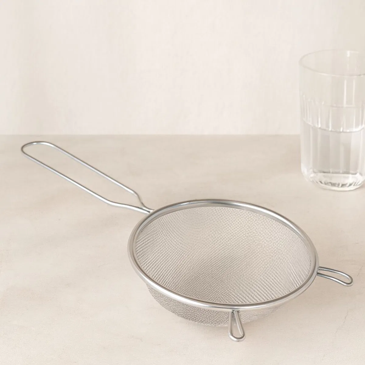 Tel Süzgeç 18 cm Metal Saplı Kulaklı