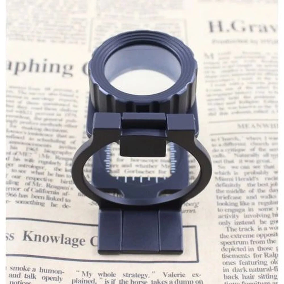 Tekstilciler Için Kumaş Kontrolü Büyüteç, katlanan, Metal 15x Büyütme görsel 4