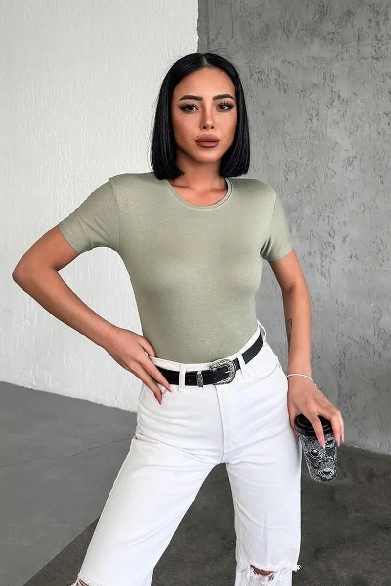Rahat Ve Şık Kısa Kollu Bisiklet Yaka Likralı Viskon Penye Body Haki görsel 3