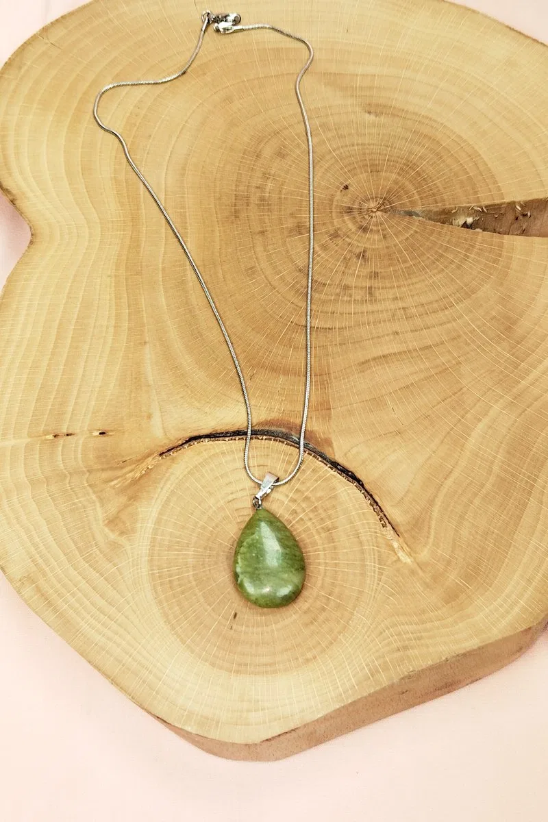 Akuamarin Doğal Taşı Zincirli El Yapımı Kolye Uç: 3 cm Zincir: 20 cm Kutulu görsel 7