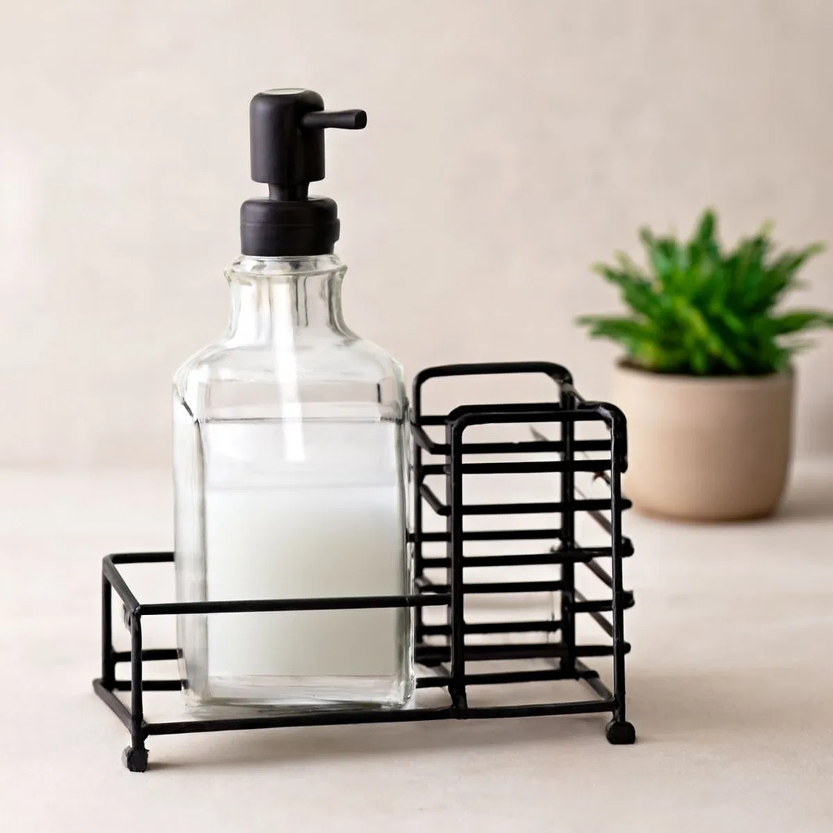 Cam Sıvı Sabunluk 500 ml Siyah Metal Stand ve Pompa