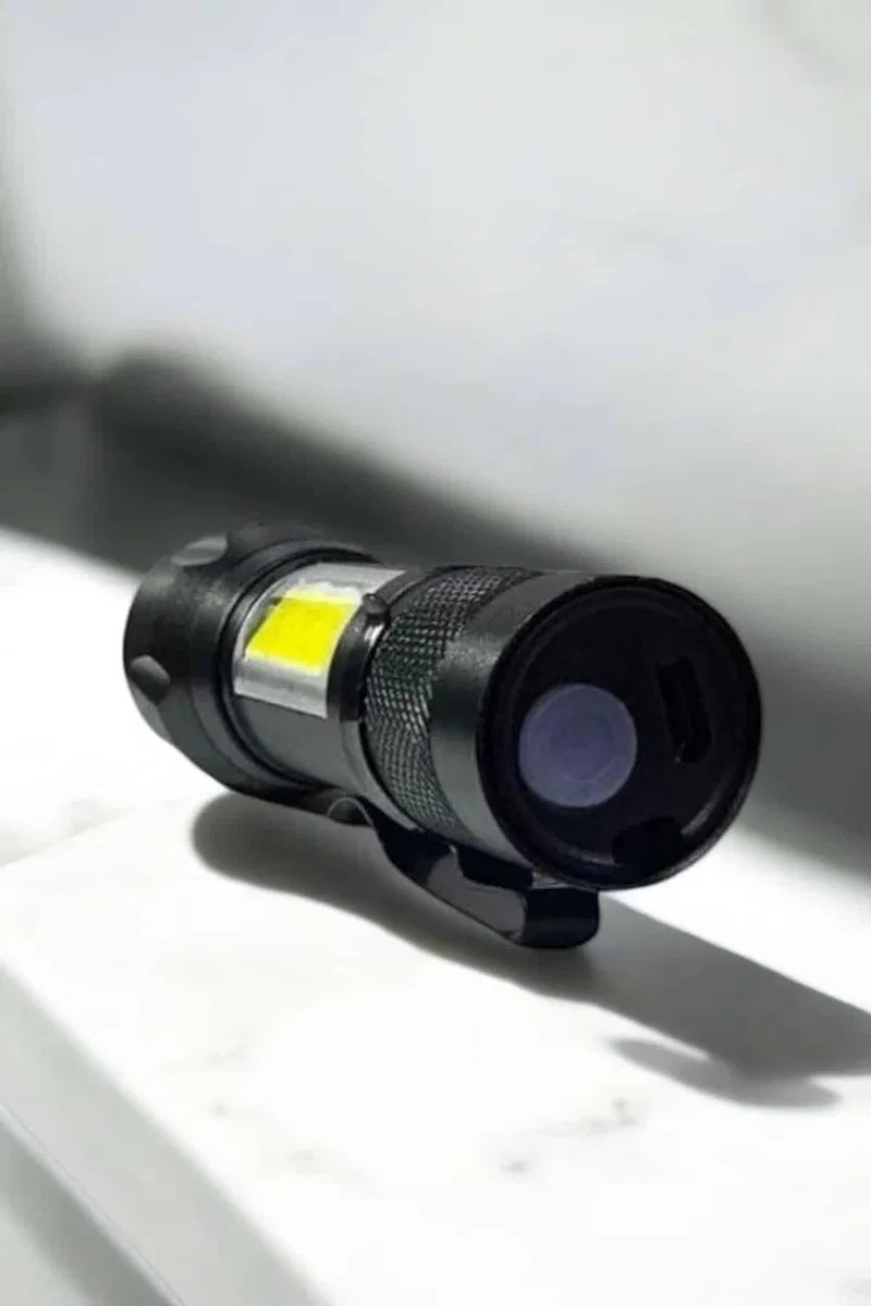 Şarjlı Metal Zoomlu El Feneri Işıldak Led Işık Taşınabilir El Lambası görsel 2