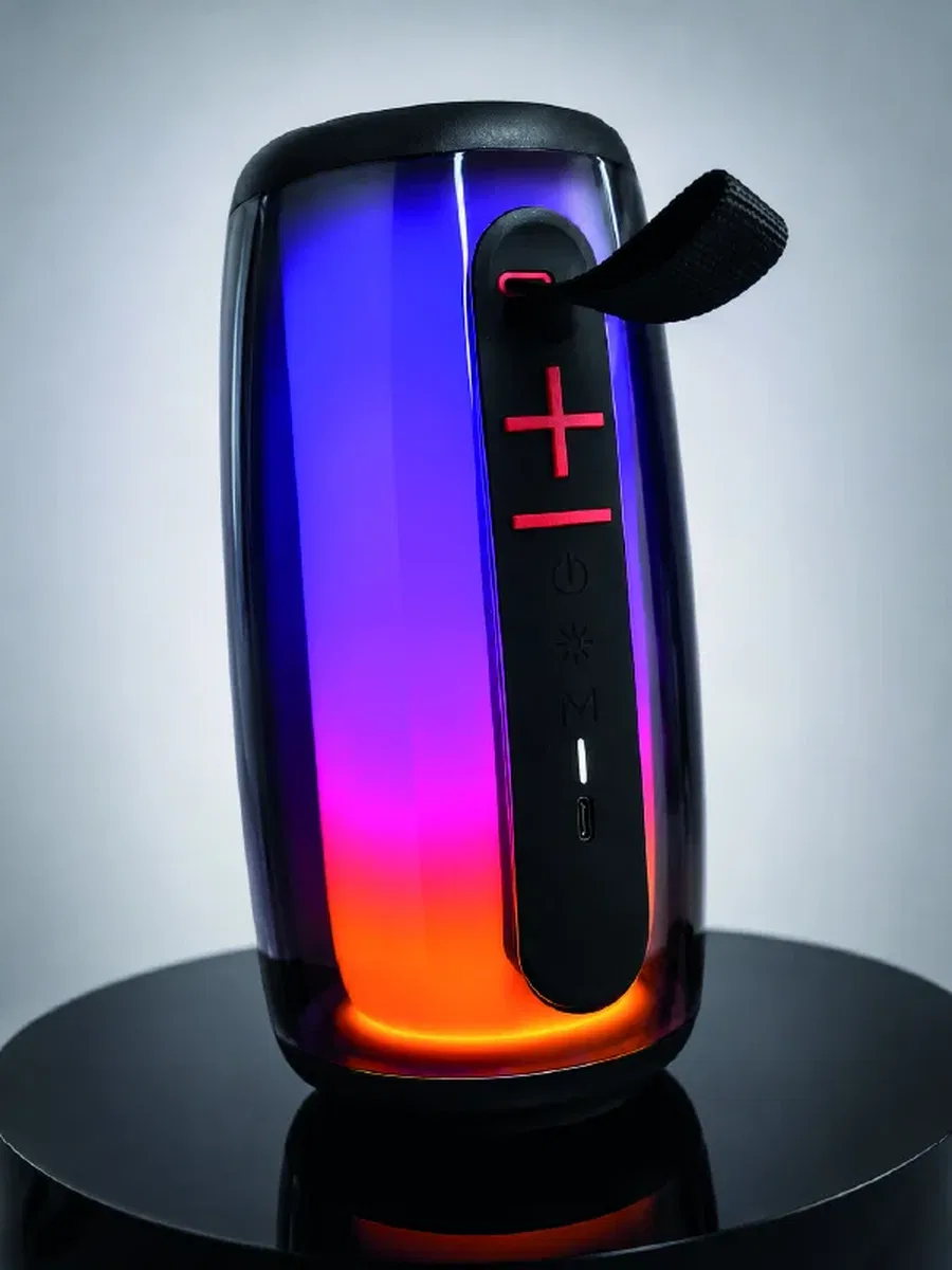 RGB LED Taşınabilir Bluetooth Speaker Güçlü Bas Ses Type-C Şarj Girişli görsel 4