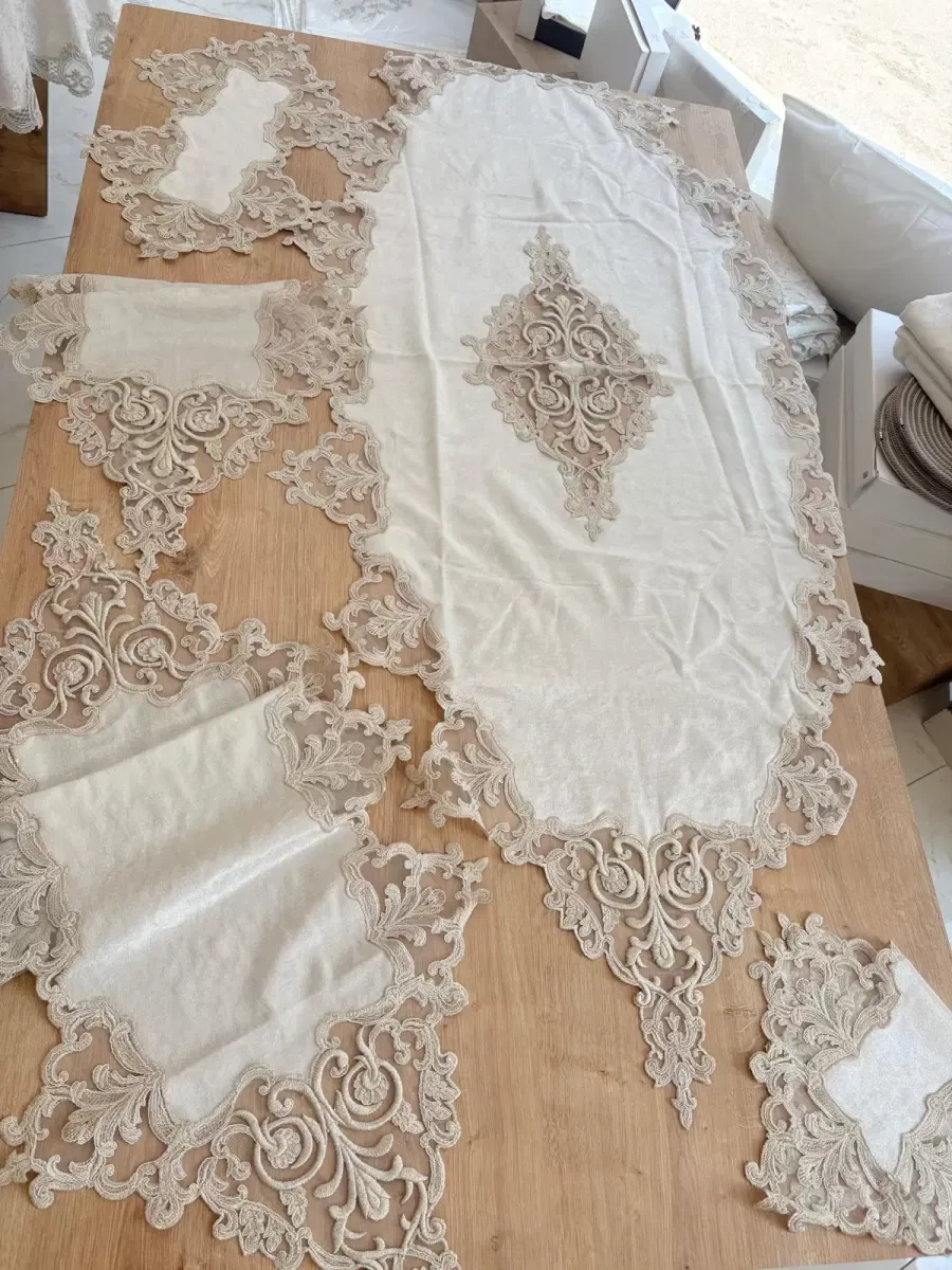 Salon Takımı Çeyizlik Krem Runner Set 5 Parça Kadife Masa Örtüsü Runneri Eva görsel 3