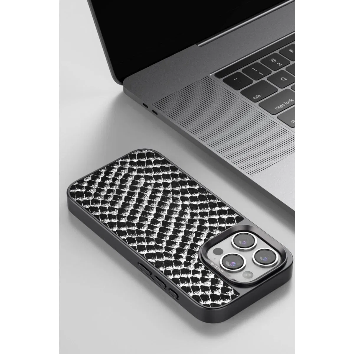 Venco Apple İphone 15 Pro Max Viper Kapak - Siyah görsel 4