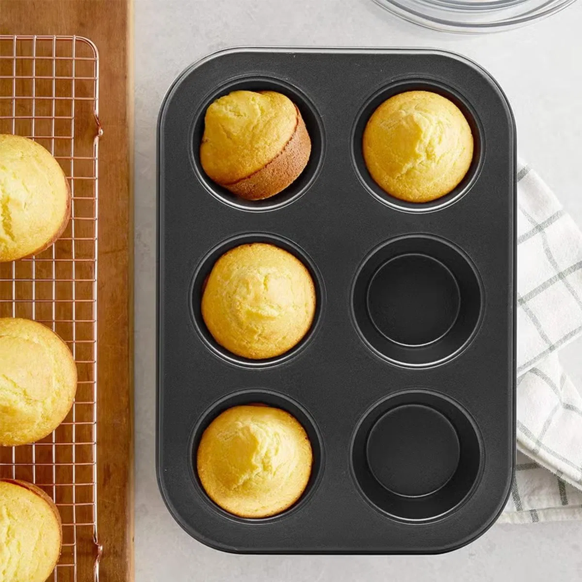 6 Gözlü Siyah Metal Muffin Kalıbı görsel 4
