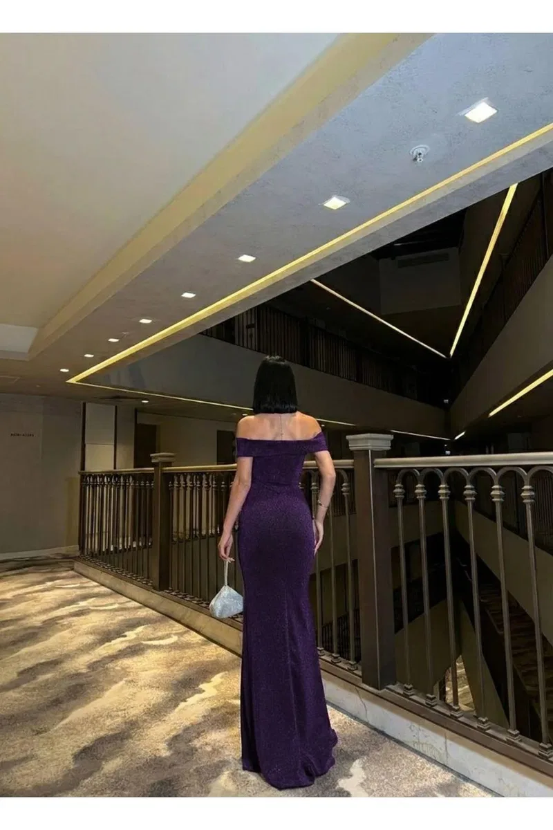 Kadın Modern Stil Kayık Yaka Kolsuz Balık Kesim Elbise görsel 2
