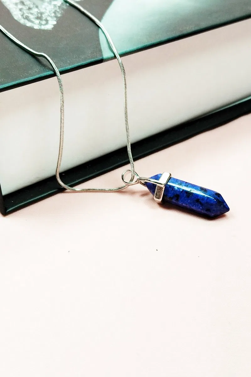 Lapis Lazuli Doğal Taşı Zincirli El Yapımı Tasarımlı Kolye Uç: 3, 5 cm Zincir: 20 cm Kutulu görsel 3