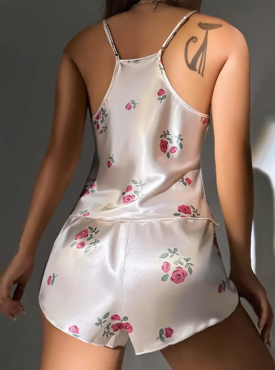 Kadın Ekru Gül Desenli Askılı Dantel Üst Pijama Takımı 2222 görsel 2