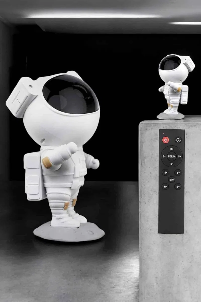 Çocuklara Özel Projeksiyon Astronot Lamba Speaker Sevimli görsel 3