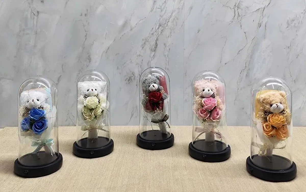 Işıklı Müzikli Fanus İçinde Sevimli Ayıcıklı Gül Buketi Alk5002 görsel 2