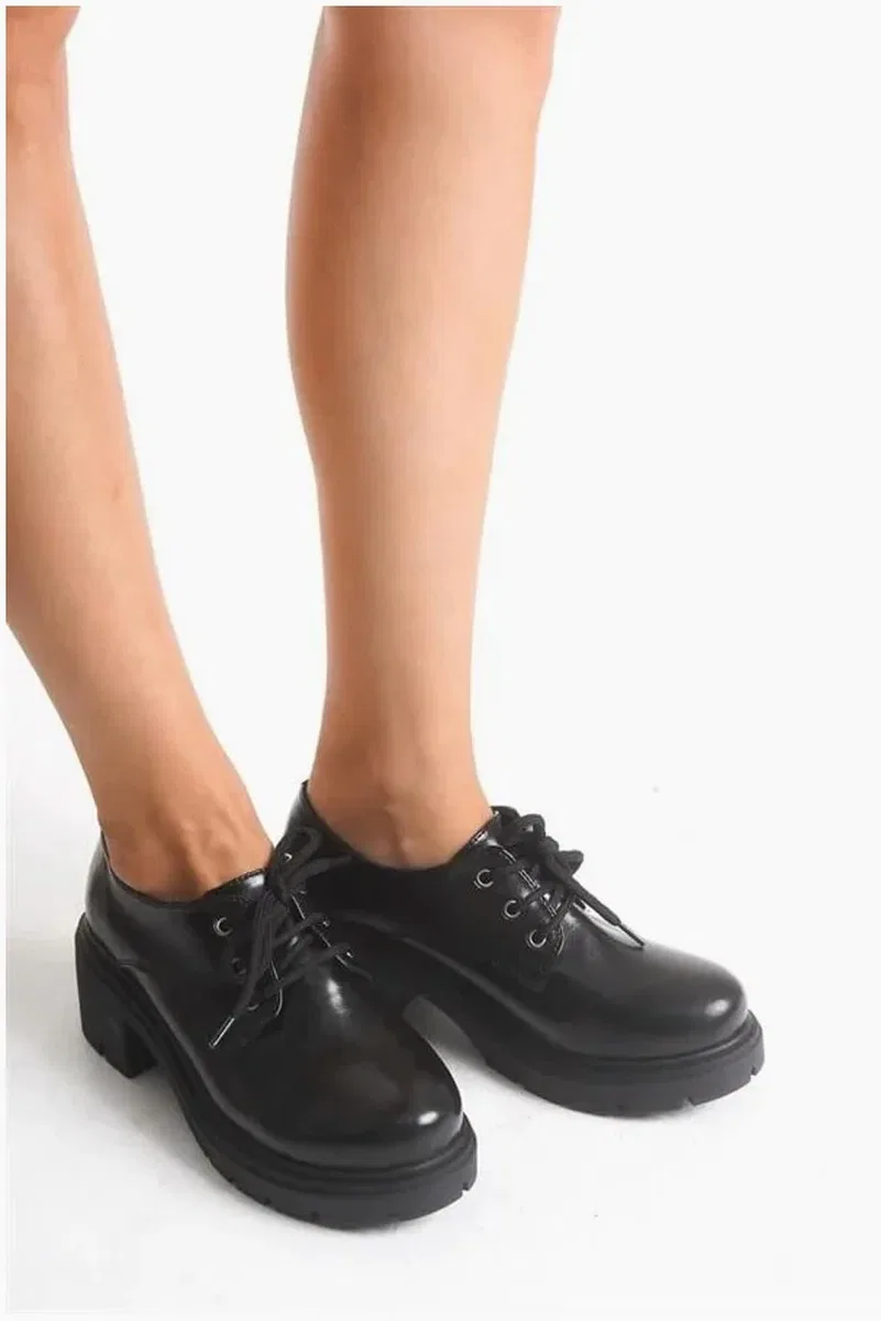 Kadın Rugan Loafer Kırışık Ayakkabı Ayakkabı Bağcıklı Tabanlı Yüksek Casual