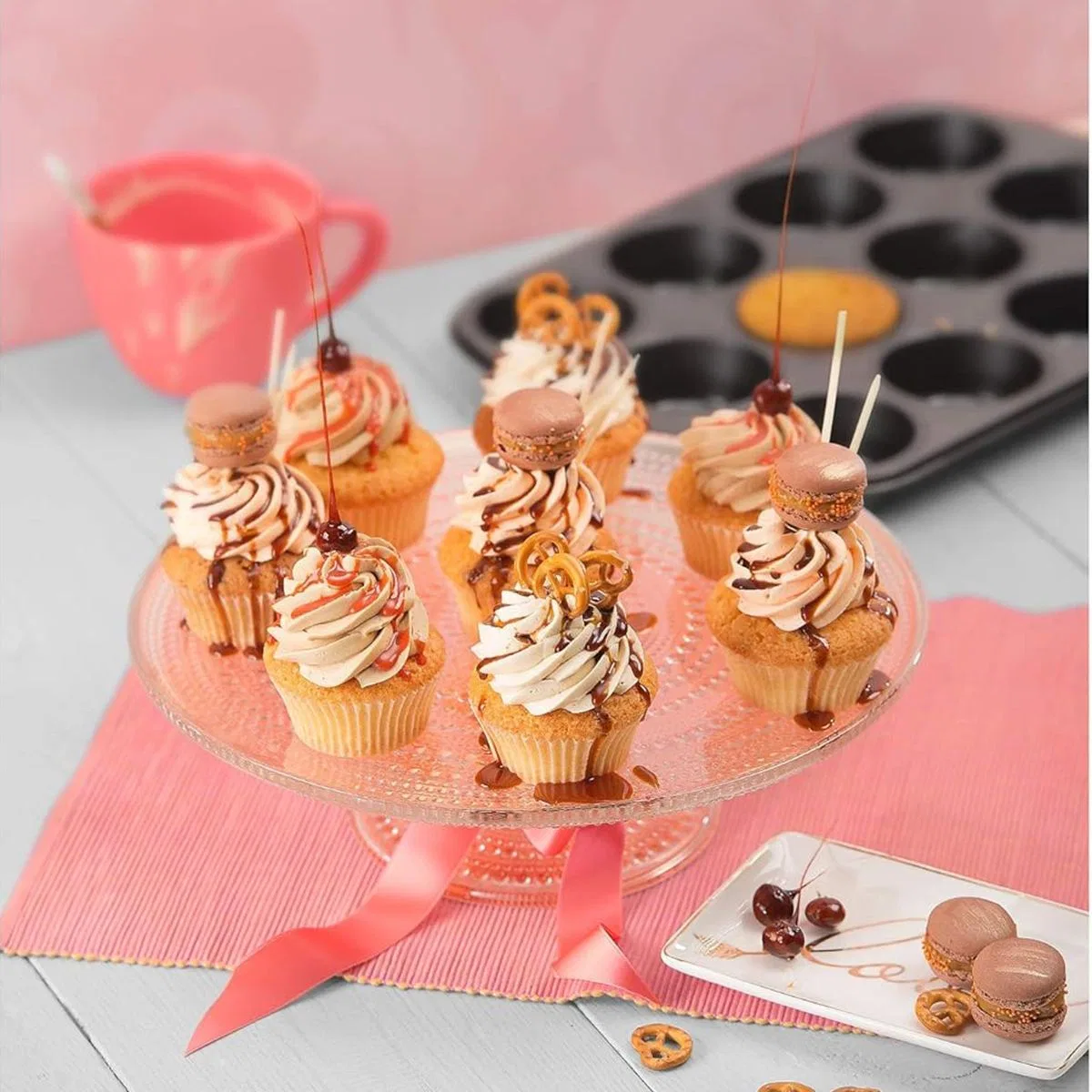 12 Gözlü Metal Muffin Kek Kalıbı - Siyah (Düz) görsel 4