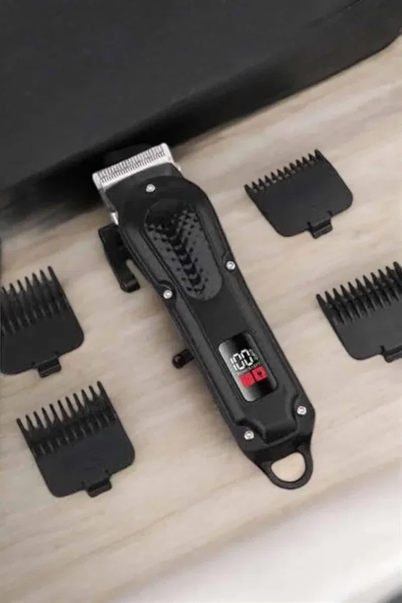 Suya Dayanıklı Tıraş Makinesi Keskin Bıçaklı Dijital Göstergeli Şarjlı görsel 2