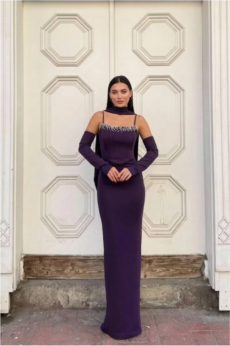 Kadın Modern Stil Scuba Esnek Kumaş Straplez Balık Kesim Abiye Elbise görsel 7