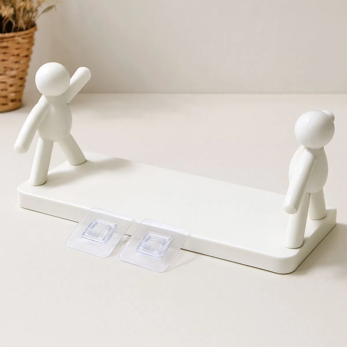 Tutacaklı Yapışkanlı Plastik Etejer Raf 13. 5x33 cm Beyaz