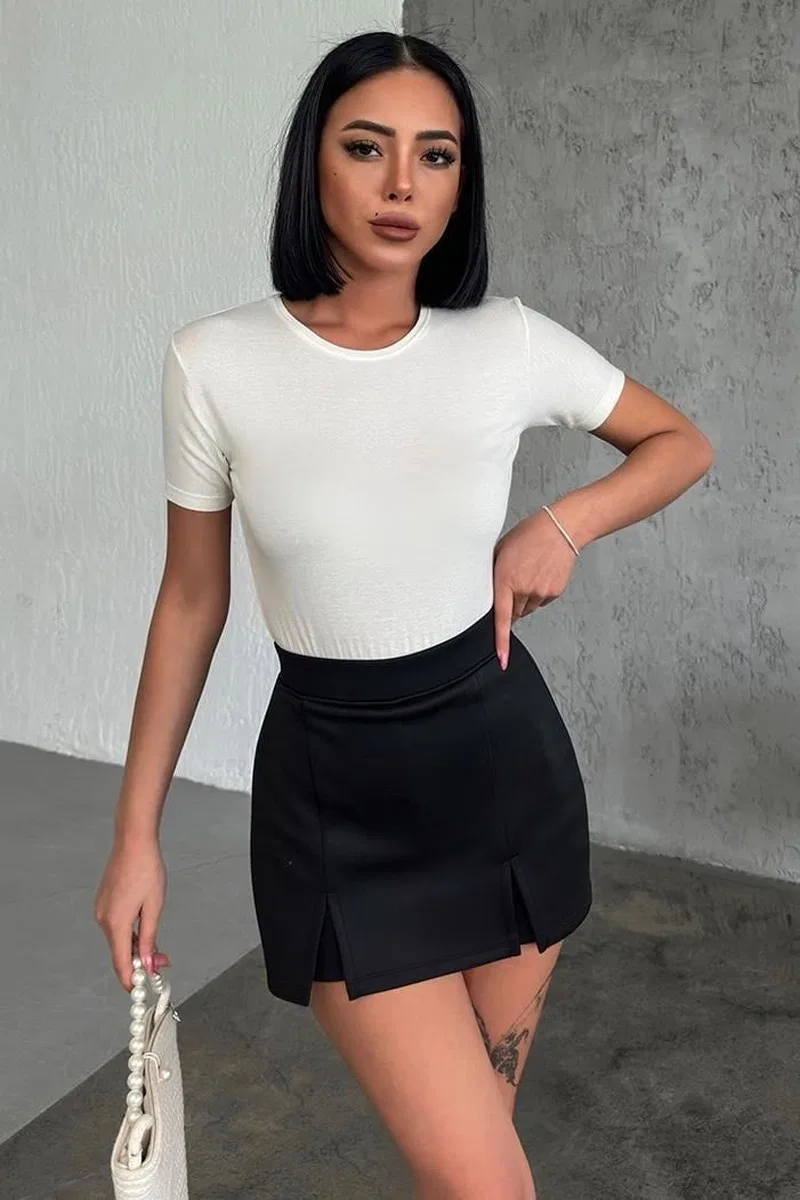 Rahat Ve Şık Kısa Kollu Bisiklet Yaka Likralı Viskon Penye Body Ekru görsel 2