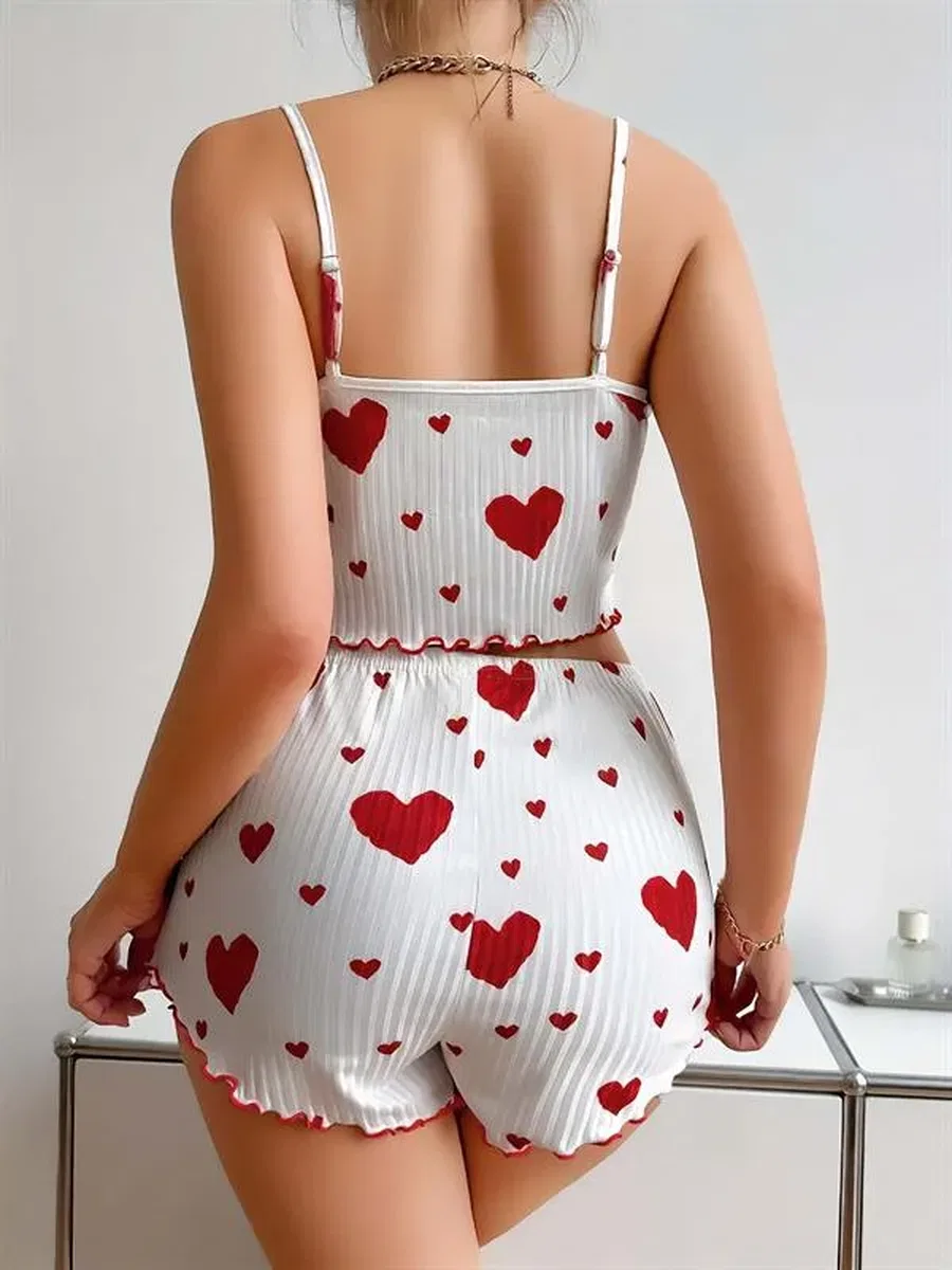 Pamuklu Beyaz Üstüne Kırmızı Kalp Desenli Askılı Şortlu Pijama Takımı görsel 3