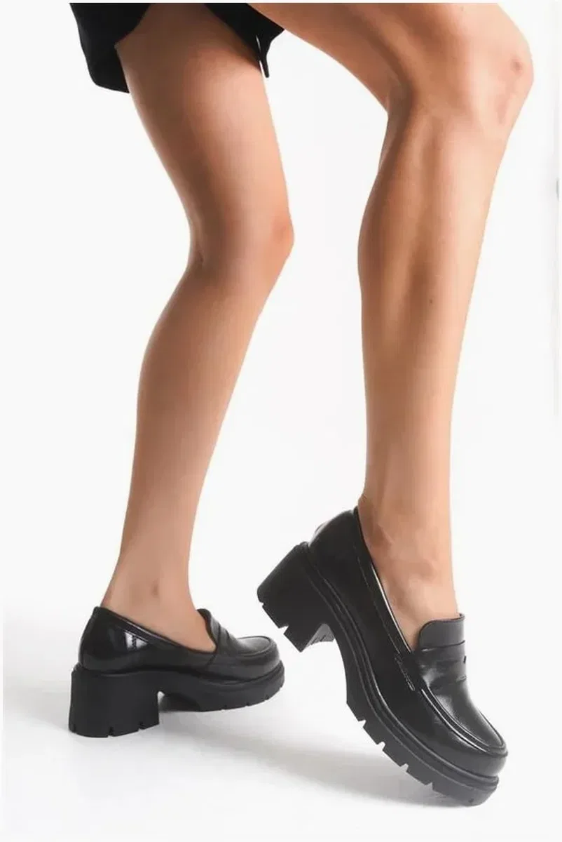 Kadın Rugan Loafer Kırışık Ayakkabı Ayakkabı Tabanlı Yüksek Casual