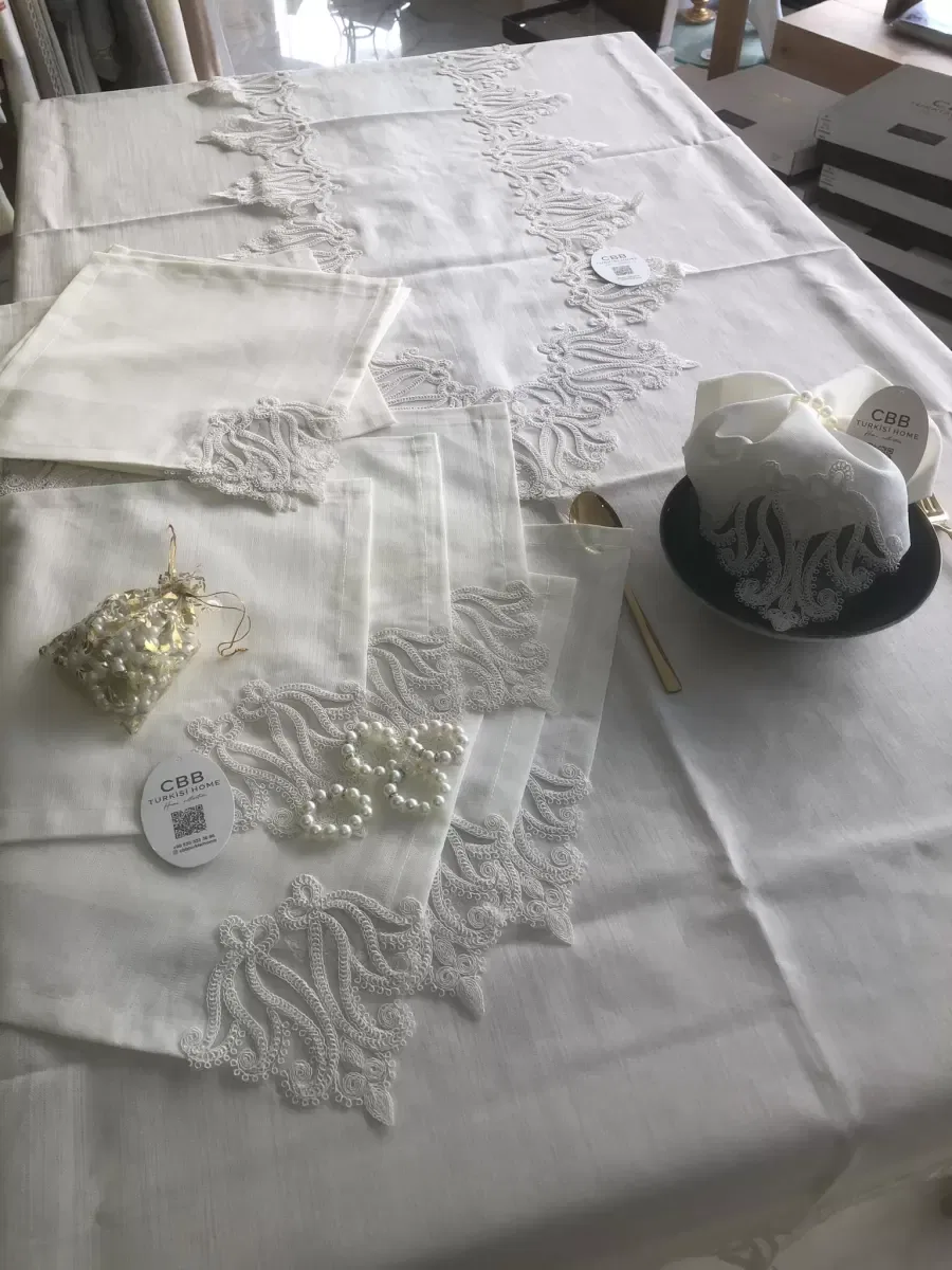 Sofra Takımı 155x220 cm Masa Seti Keten Dantelli Dekoratif Gülse Model Yemek Masası Örtüsü Krem görsel 5