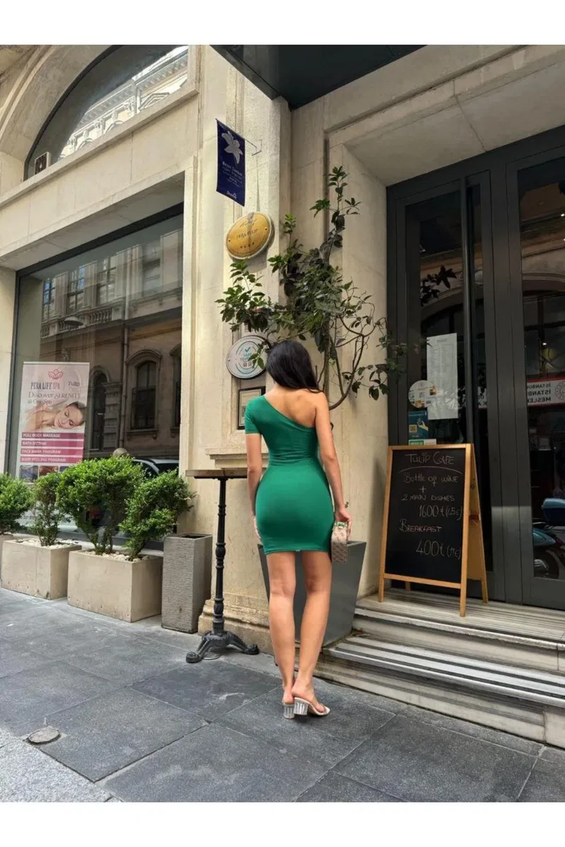 Kadın İnce Tek Omuz Tek Kol Fırfırlı Etek Mini Elbise görsel 7