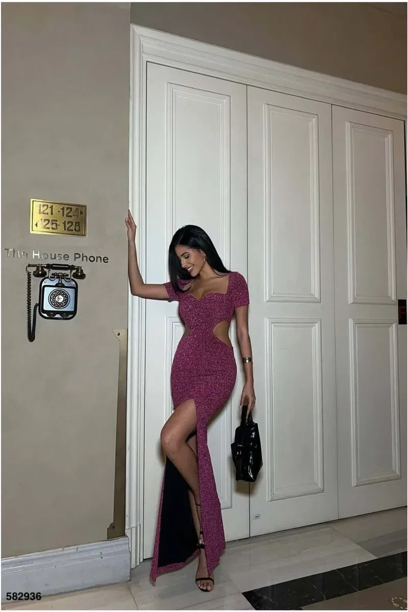 Kadın Zarif Stil Degaje Yaka Yırtmaçlı Kısa Kollu Abiye Elbise