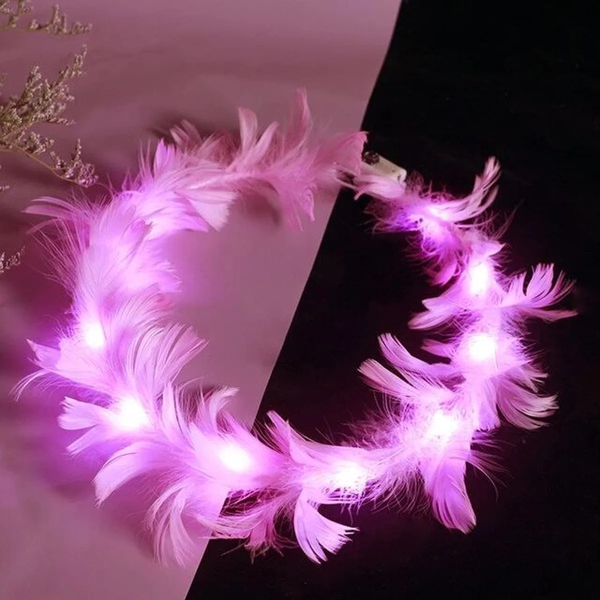 Led Işıklı Rengarenk Yanan 3 Fonksiyonlu Otrişli Parti Tacı Pembe Renk 12x12 Cm görsel 3
