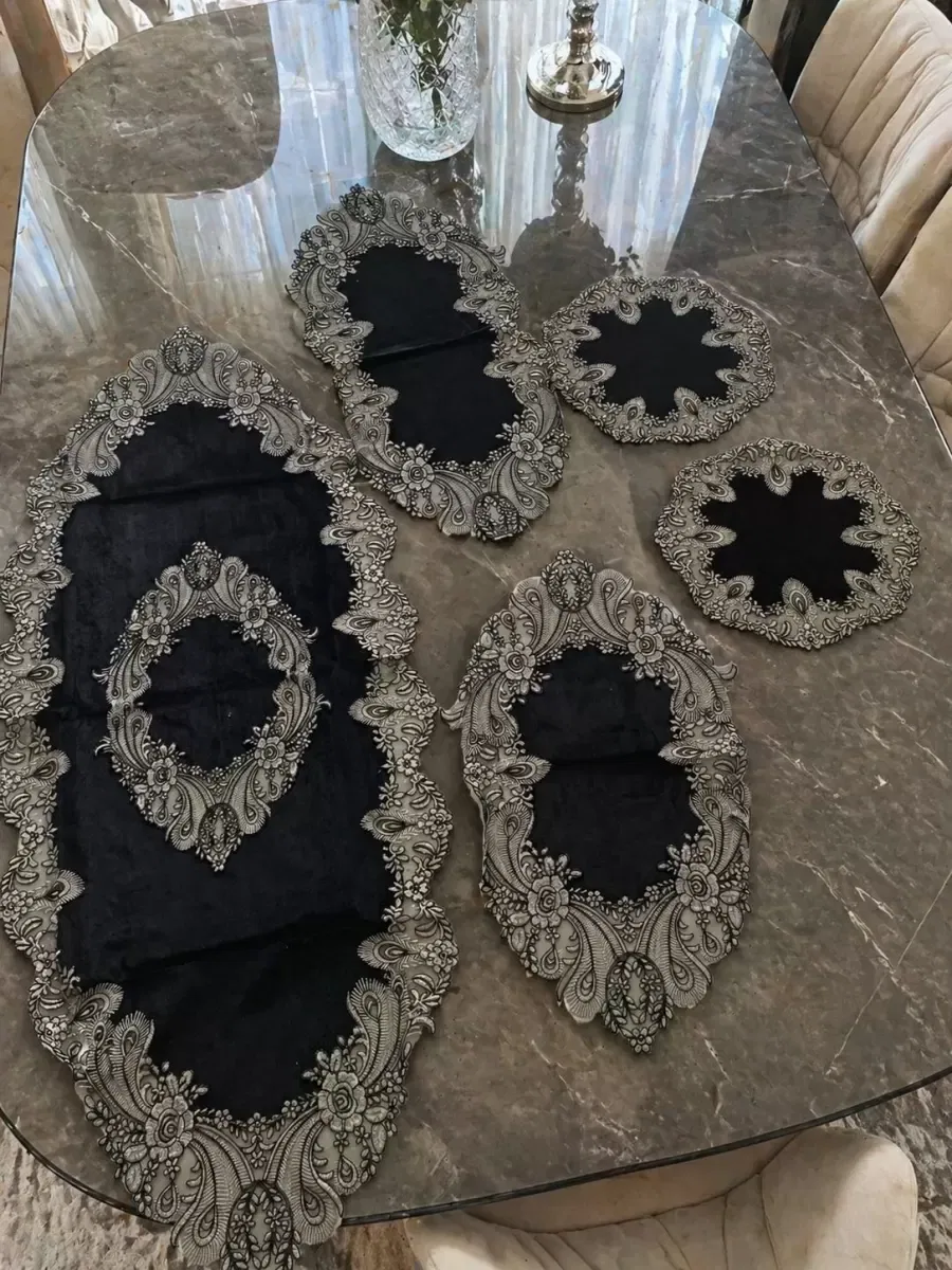 Zümre Siyah Velvet Kadife Dantelli 5 Parça Salon Takımı Masa Örtüsü Runner Seti Şık Tasarım görsel 3