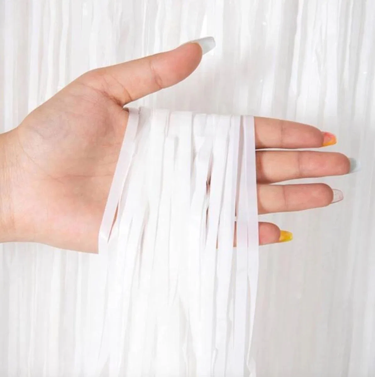 Soft Beyaz Renk Duvar Ve Kapı Perdesi İthal 100x200 Cm görsel 2