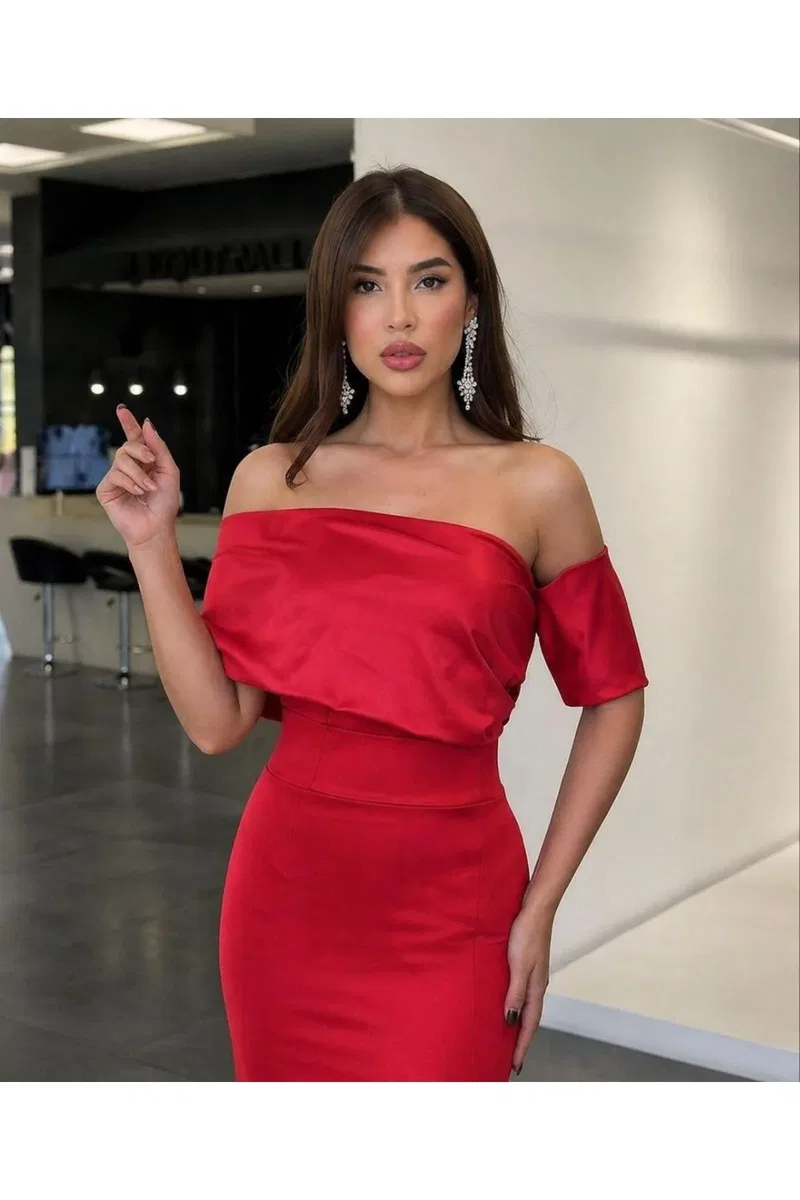 Kadın Şık Model Kayık Yaka Omzu Açık Gömlek Maxi Elbise görsel 8