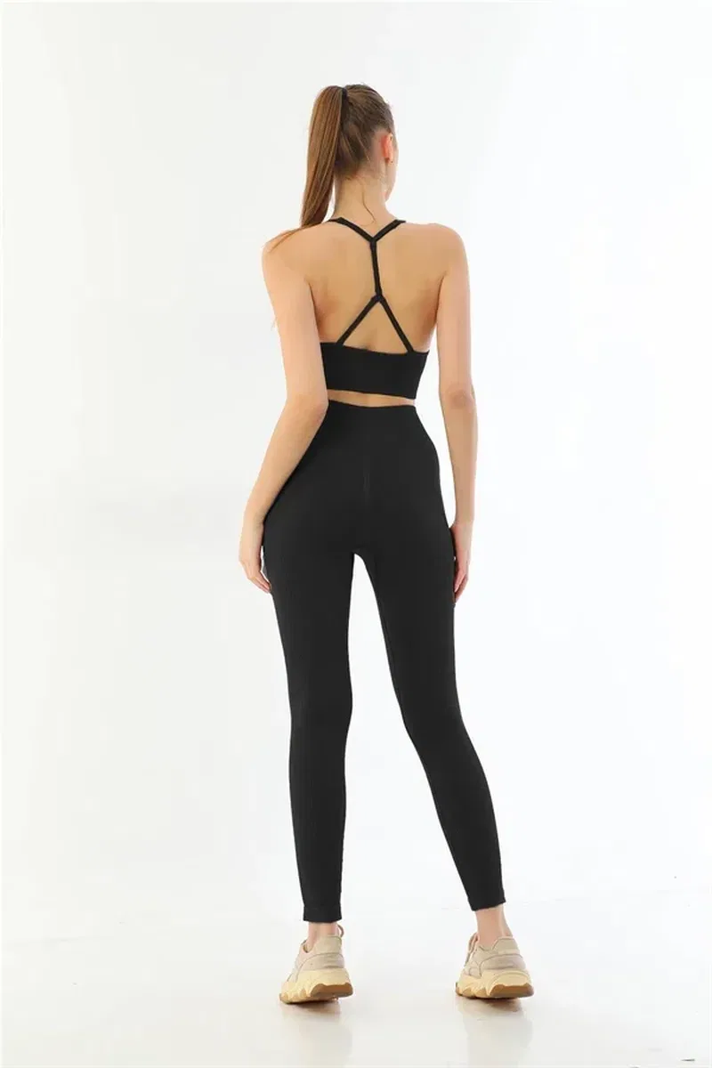 Siyah MI 3921 Soft Seamless Ripli Tayt Yoga Takımı görsel 2
