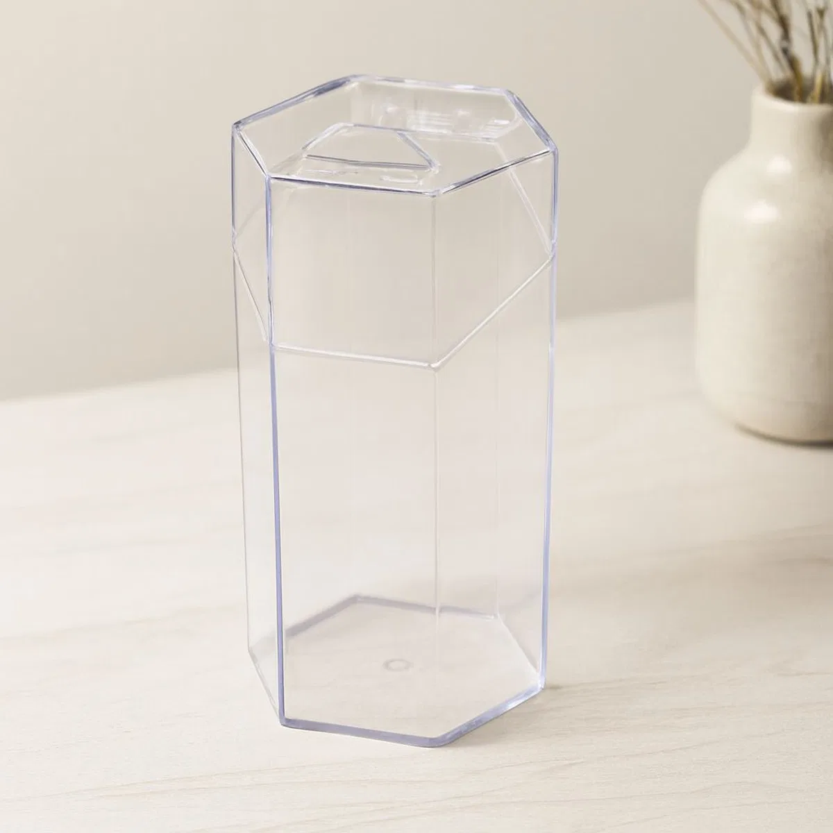 Kapaklı Makyaj Fırça Organizeri (6 Bölmeli) Mika Kristal Plastik 10x8. 9x20 cm
