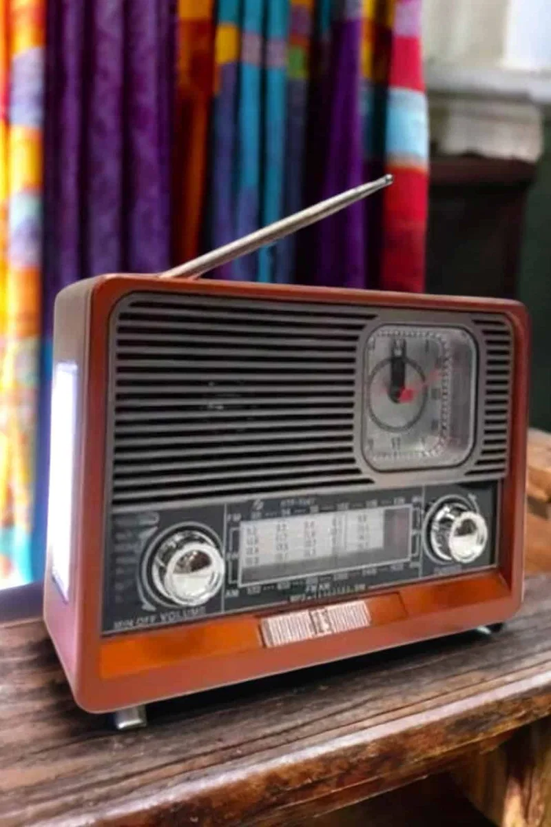 Nostaljik Radyo USB, AUX Ve SD Kart Girişli Bluetooth Bağlantılı görsel 2