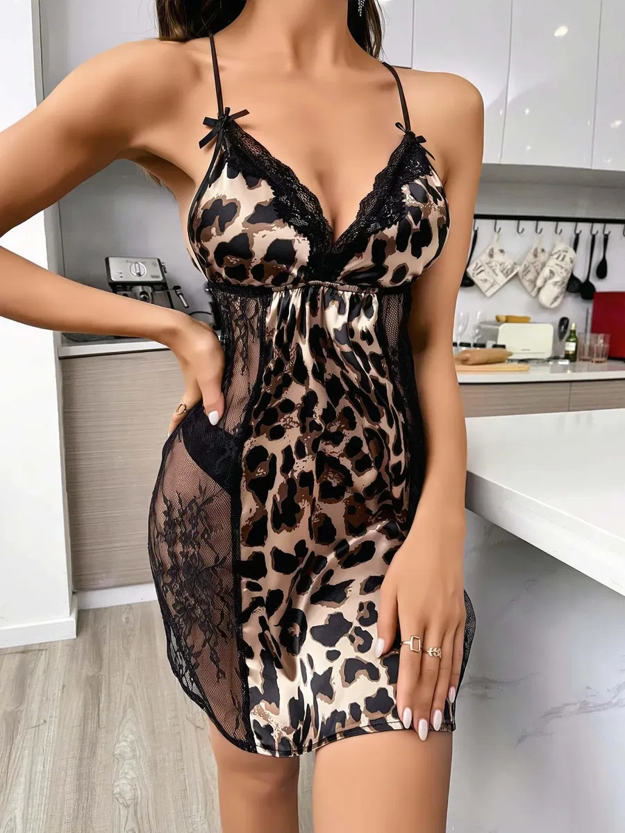 Kadın Siyah dantel Detaylı Leopar saten Gecelik 2223 görsel 2