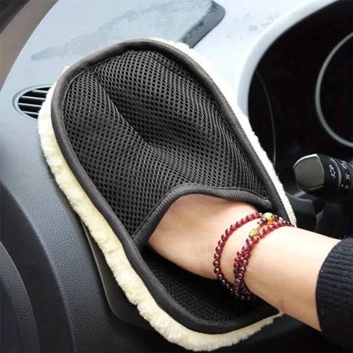 Mikrofiber Yün Araba Yıkama Eldiveni - Çizmez Ve Yüksek Emici görsel 3